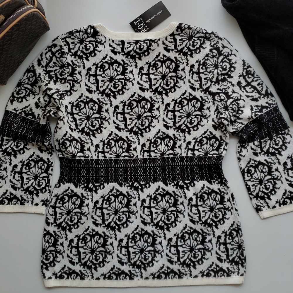 RQT Northern Lights Preppy Fire Made Easy Sweater - Picture 8 of 13